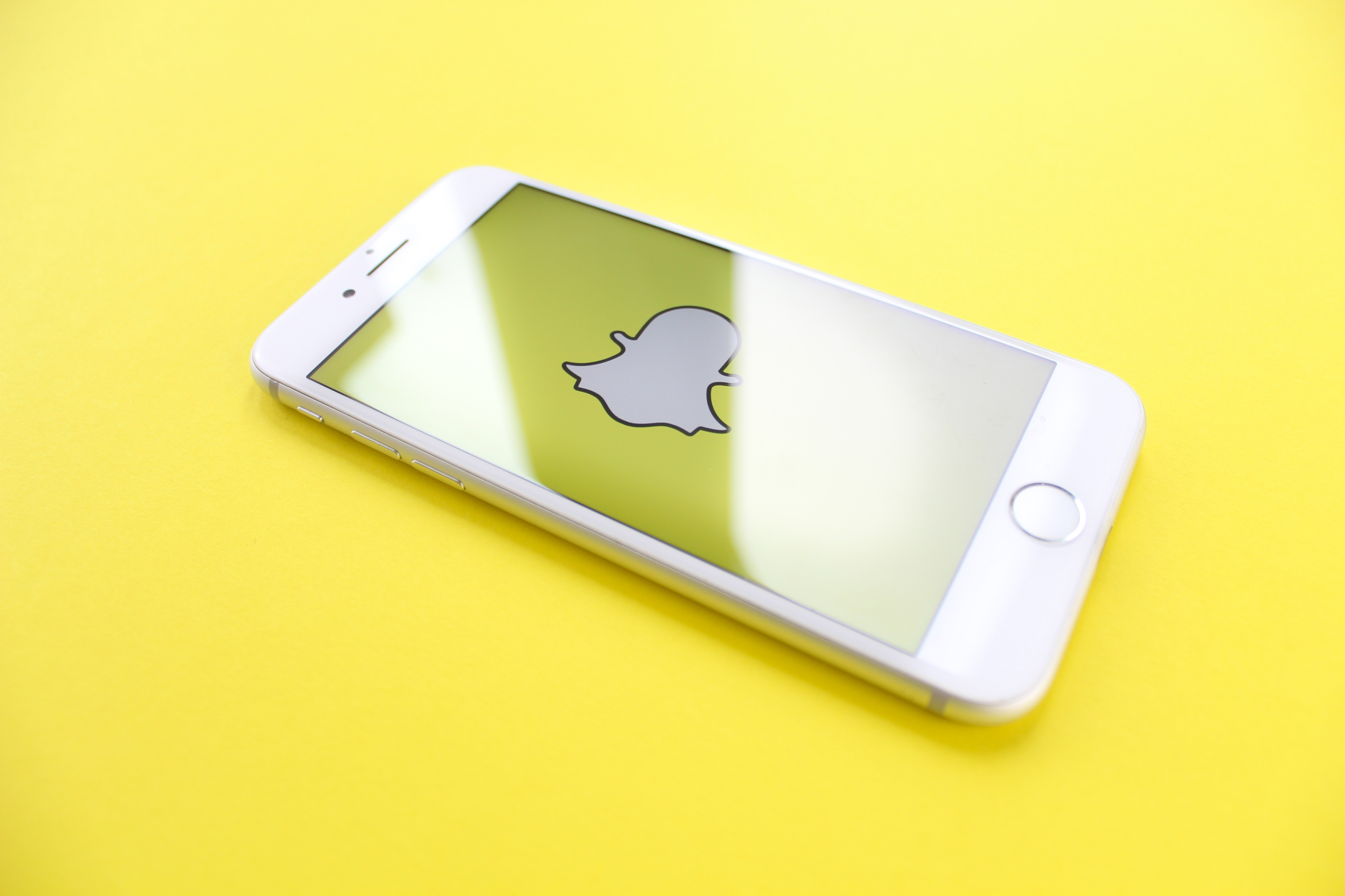 Snapchat is bringing three new advertising certification courses